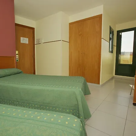 Hotel El Jardi 2*