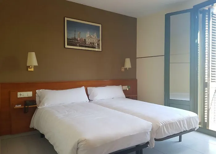 埃尔哈迪酒店 2*